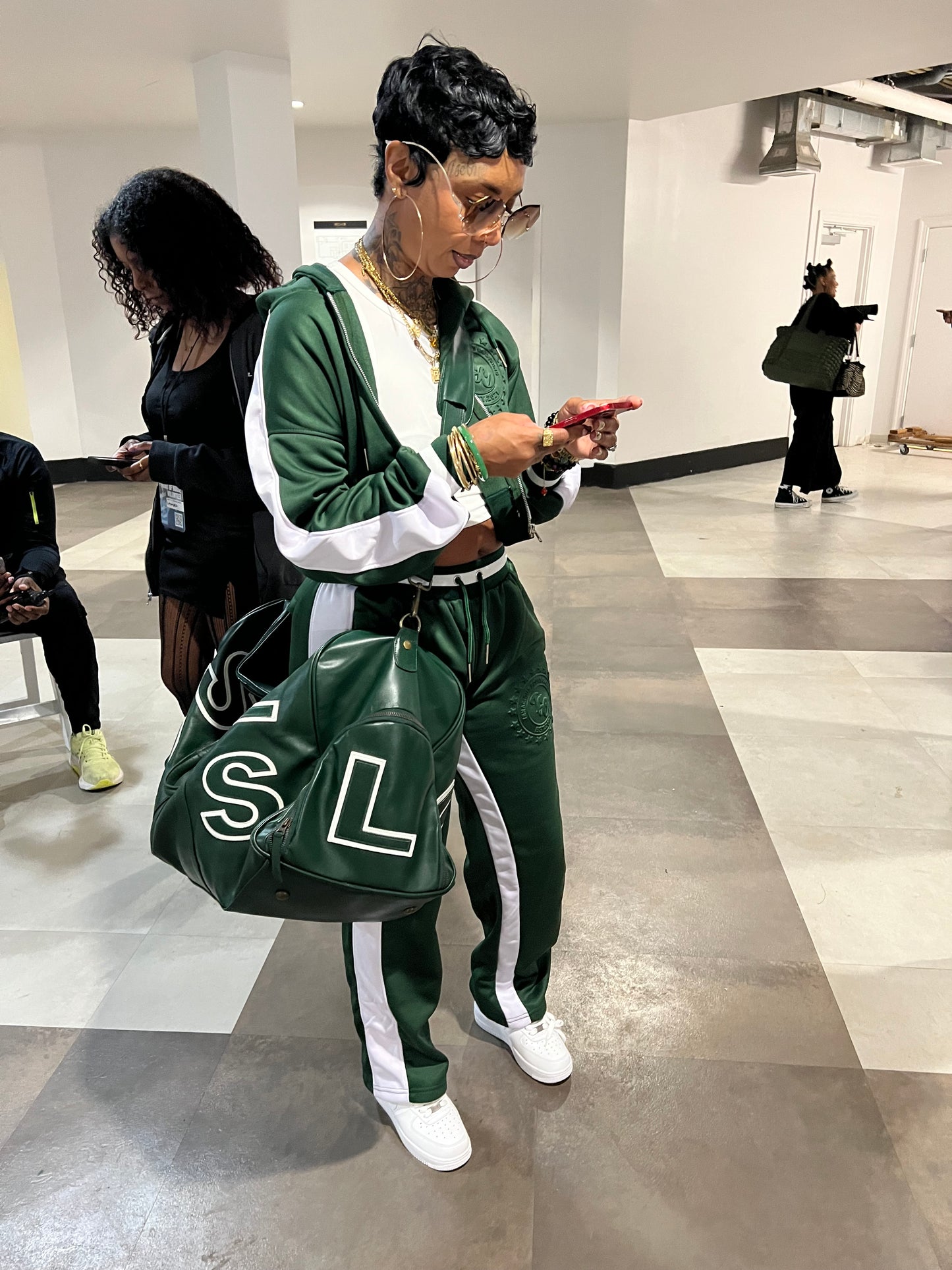 LADIES CROPPED TOP OVERSIZED SWEATSUIT